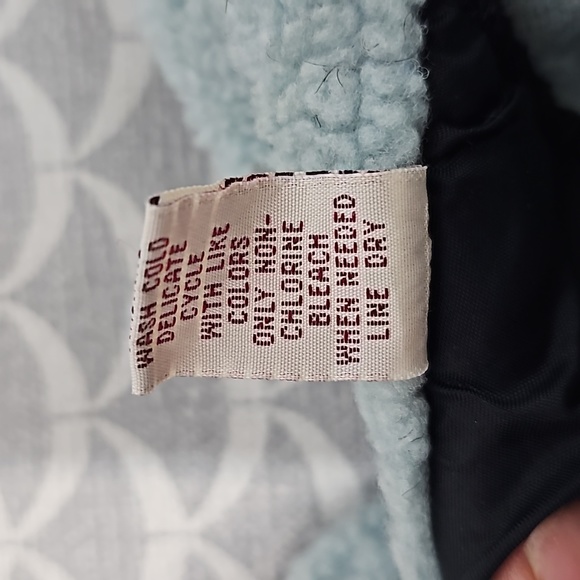 Best authentic the great outdoors sweater - Picture 5 of 5